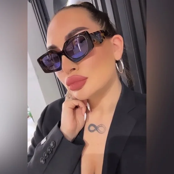 New - PRADA EYEWEAR PR 15YS SUNGLASSES
PURPLE Prada PR 15YS 2AU05Q Cat Eye Tortoise Sunglasses  main image 2